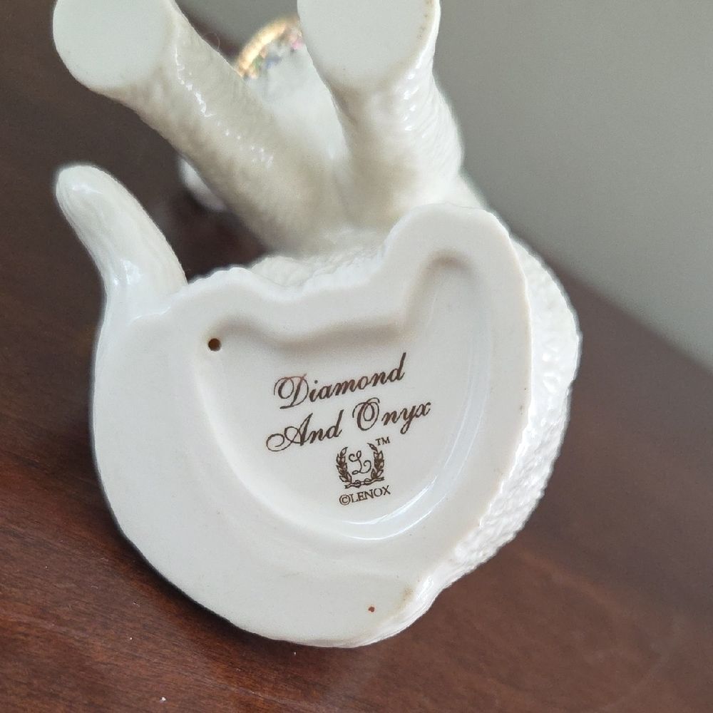 Lenox Vintage White Ceramic Bejeweled Cat - Picture 3 of 8